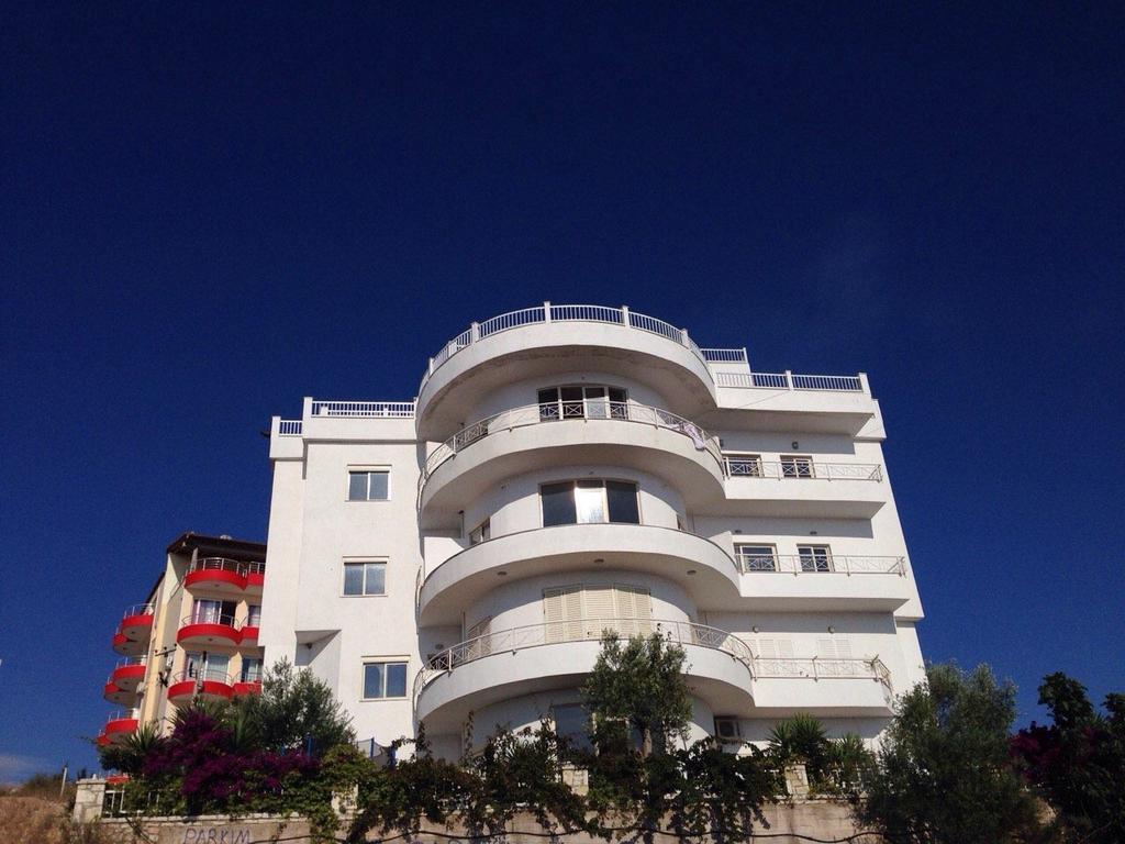 Apartments On The Beach Sarandë Eksteriør billede