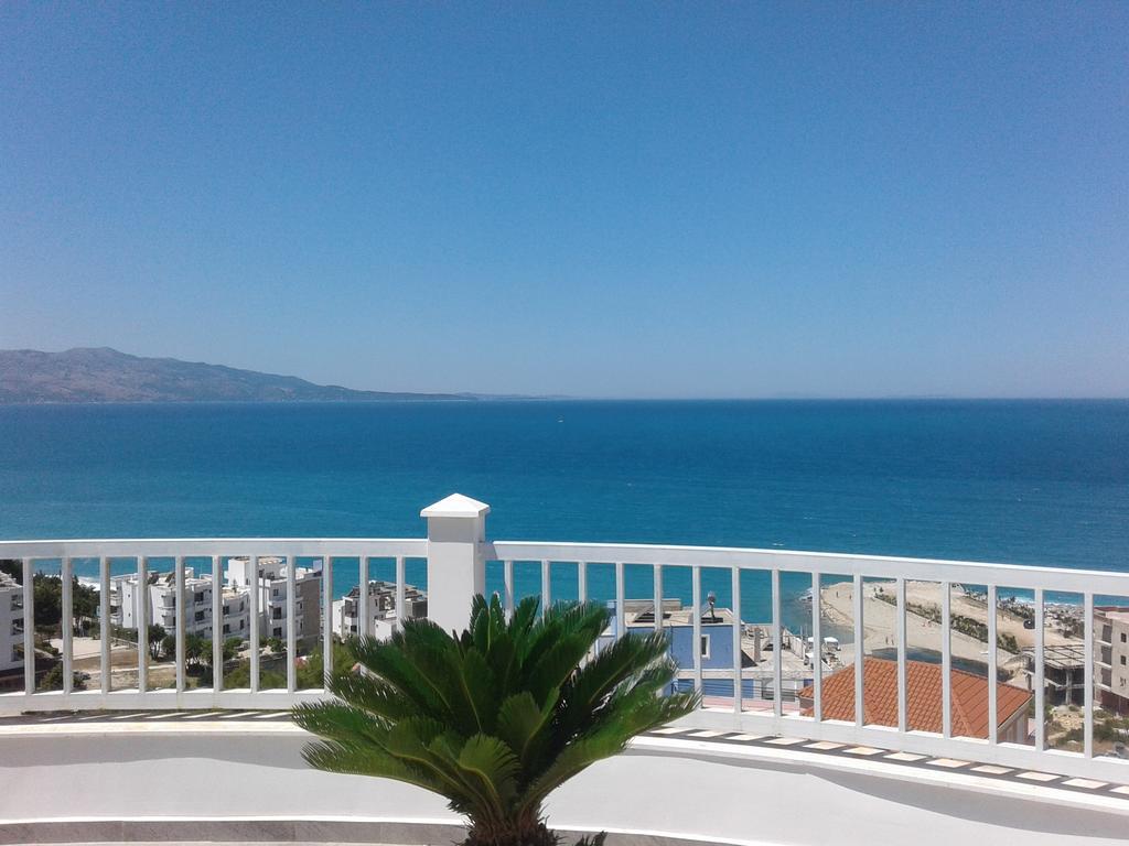 Apartments On The Beach Sarandë Eksteriør billede